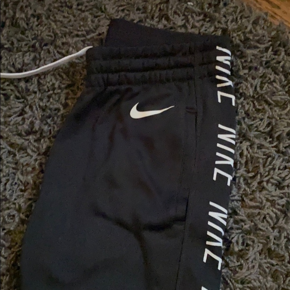 Nike Drifit joggers